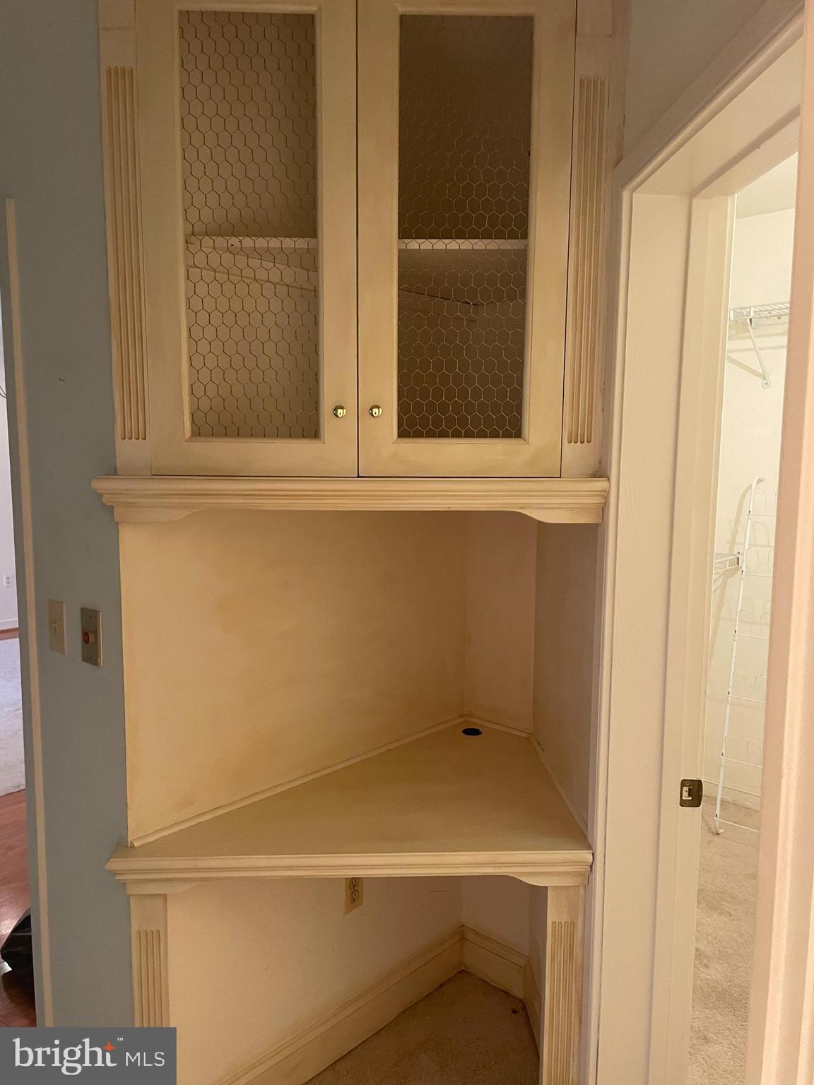 WATERMARK PLACE CONDOMINIUMS - Residential