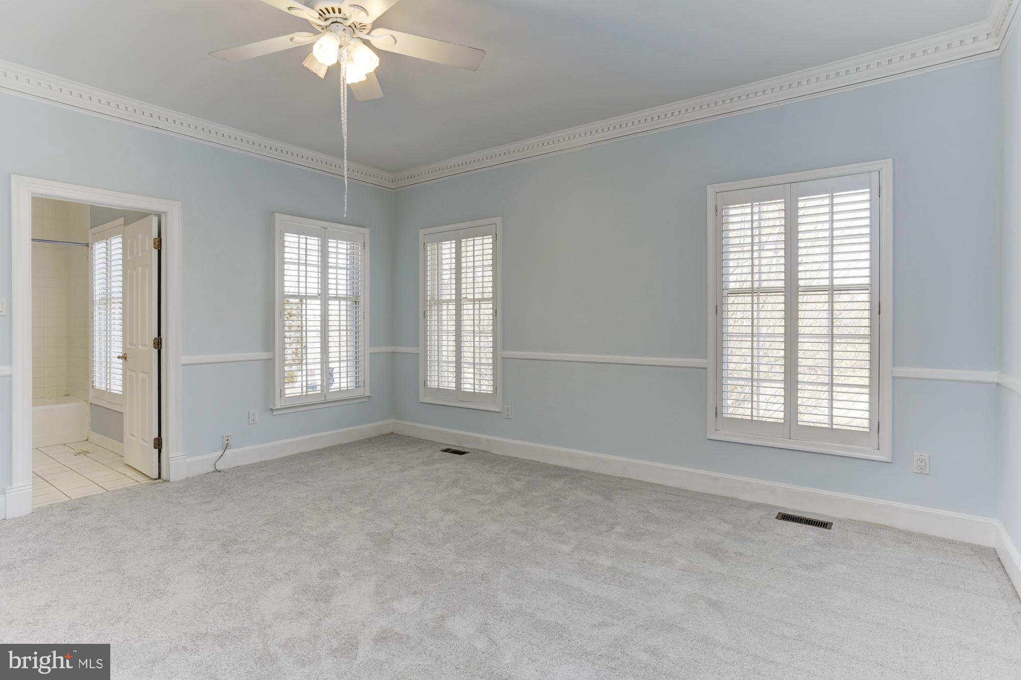 ALLNUTT FARMS ESTATES - Residential