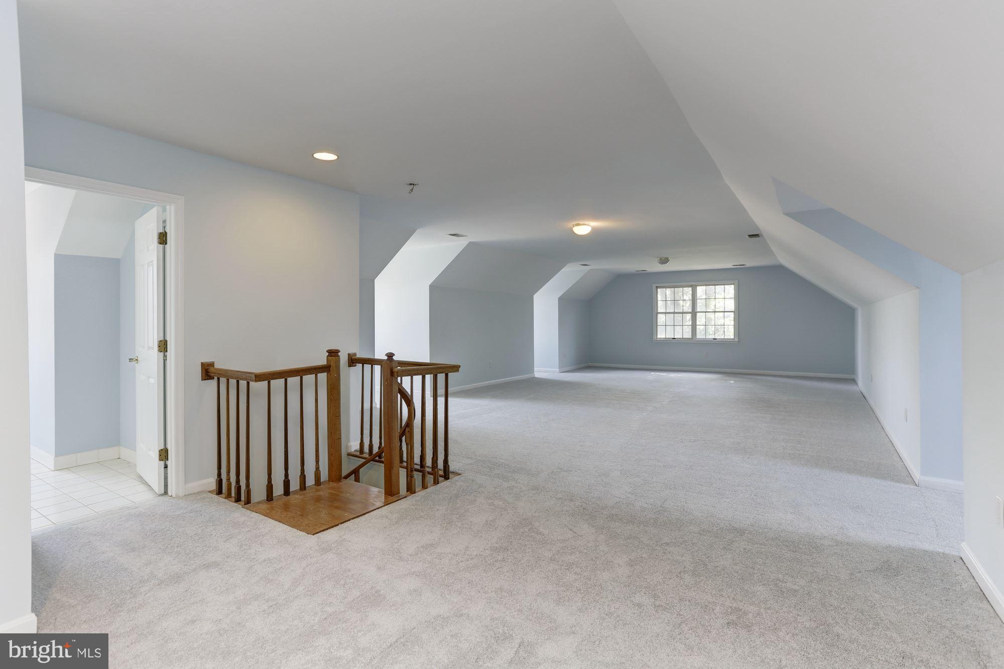 ALLNUTT FARMS ESTATES - Residential