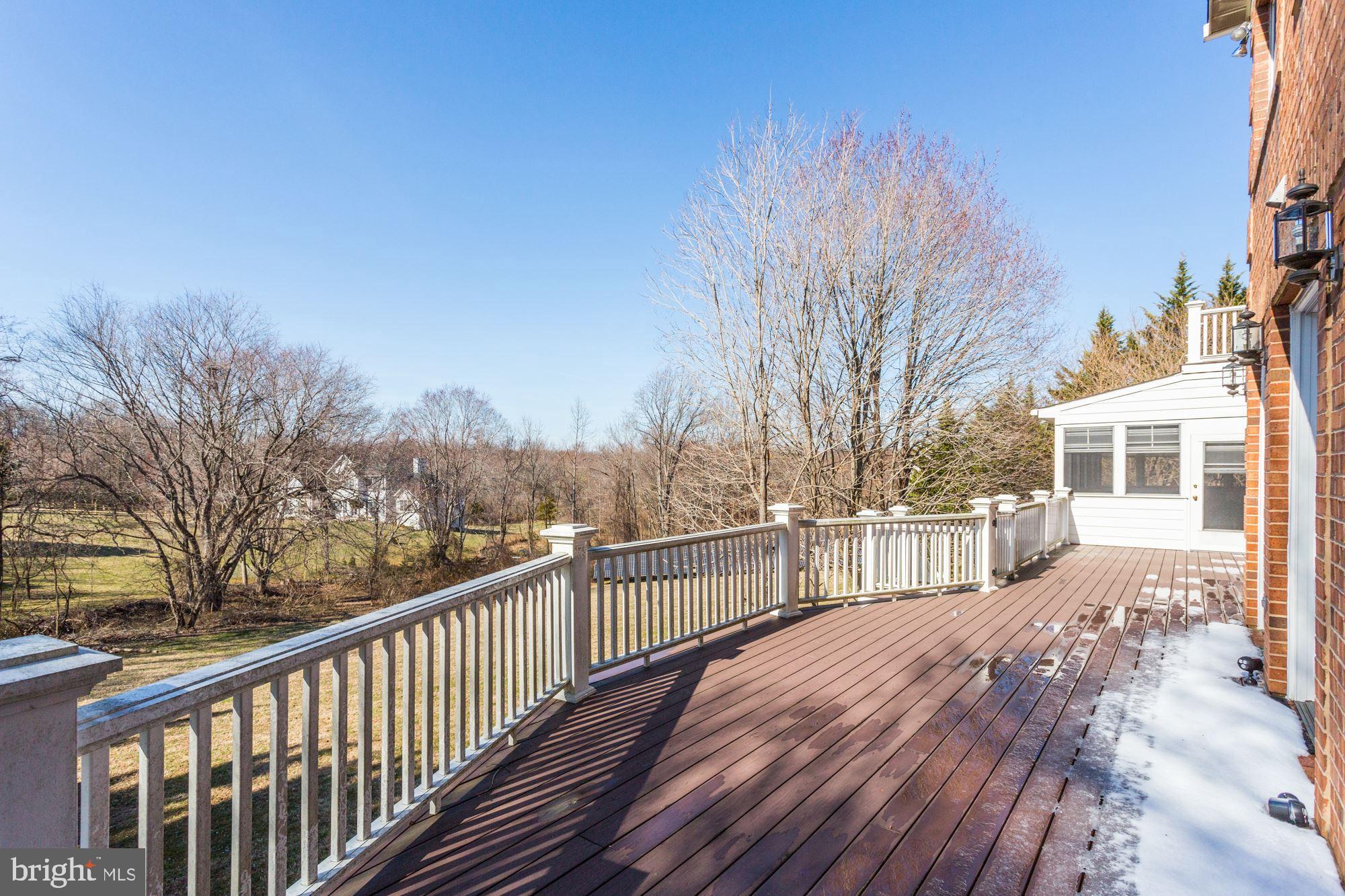 ALLNUTT FARMS ESTATES - Residential