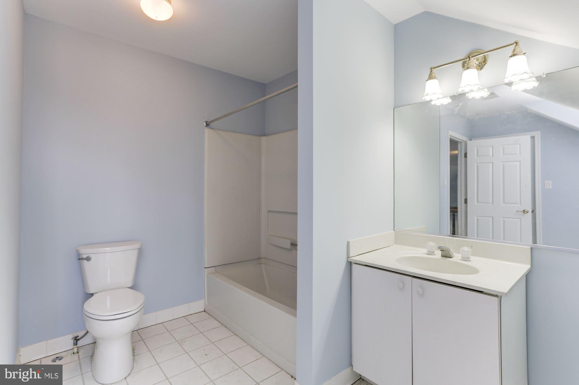 ALLNUTT FARMS ESTATES - Residential