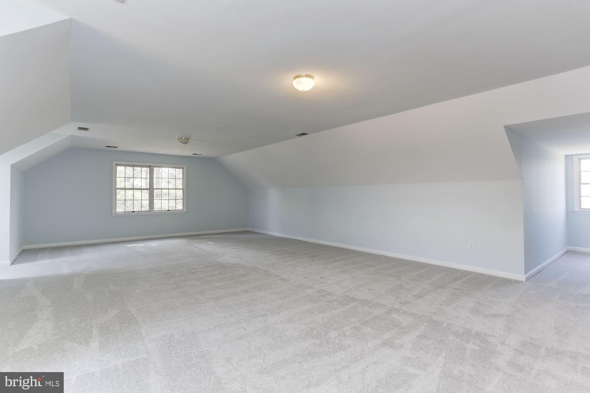 ALLNUTT FARMS ESTATES - Residential