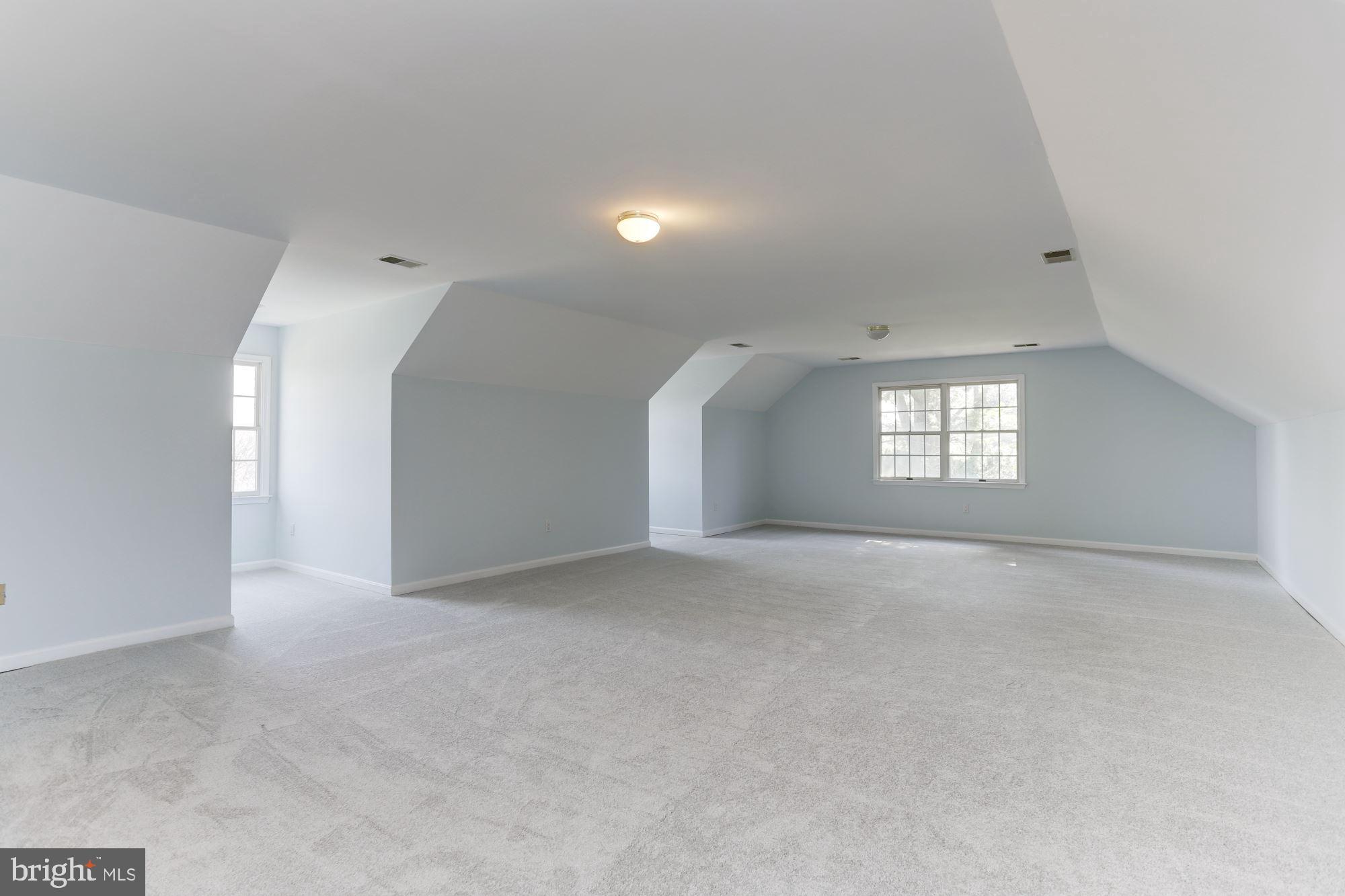 ALLNUTT FARMS ESTATES - Residential