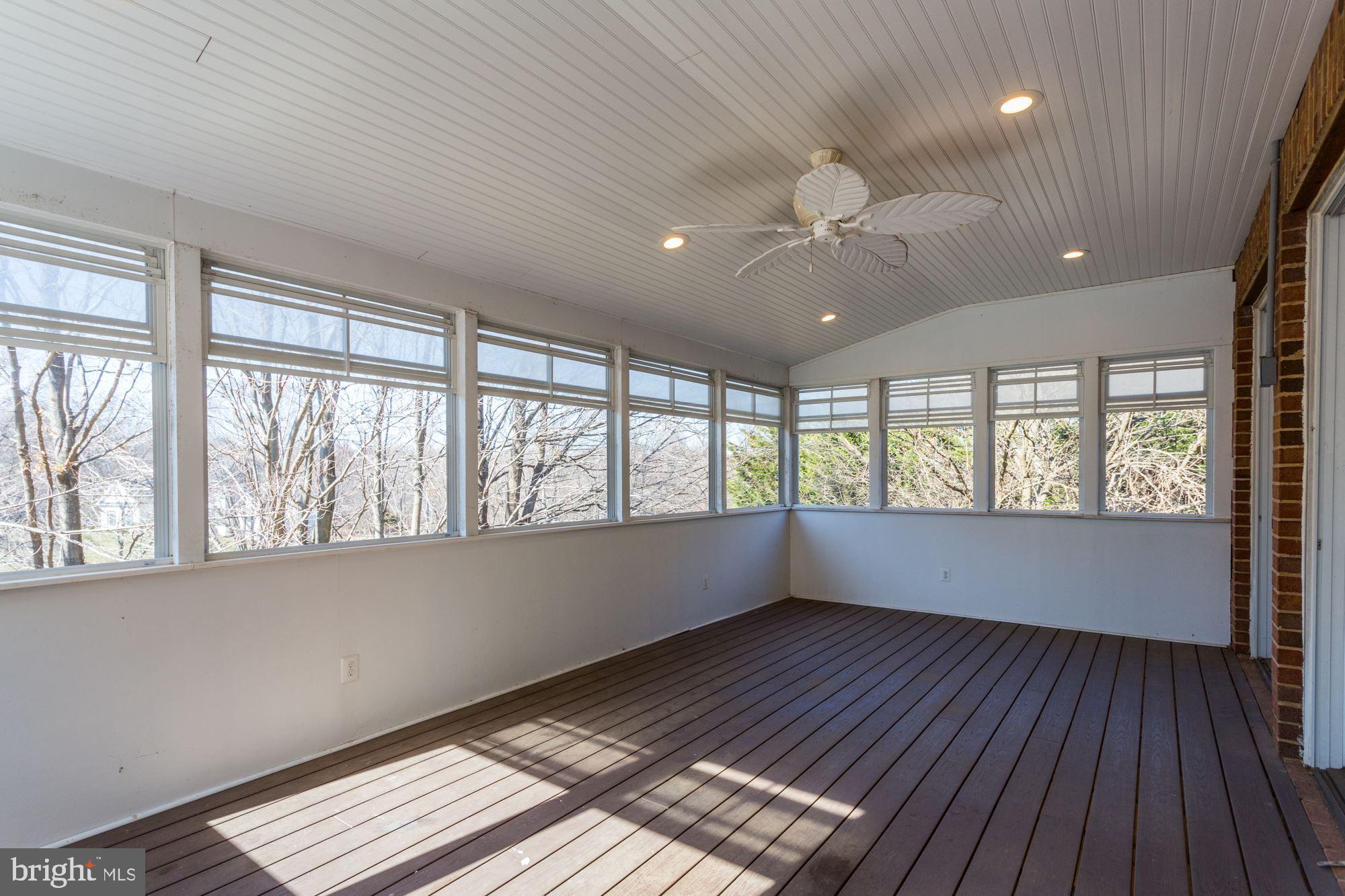 ALLNUTT FARMS ESTATES - Residential