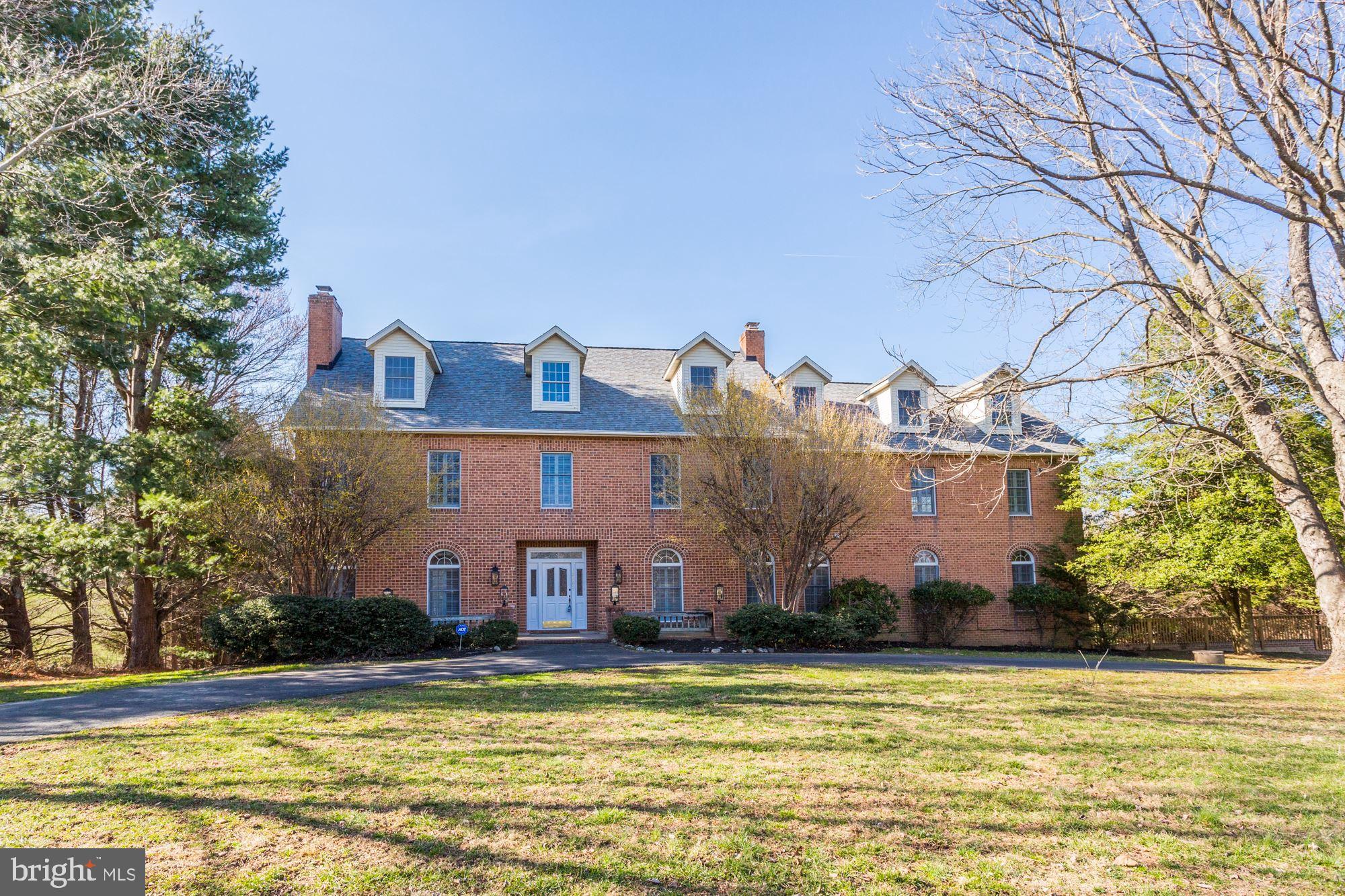 ALLNUTT FARMS ESTATES - Residential