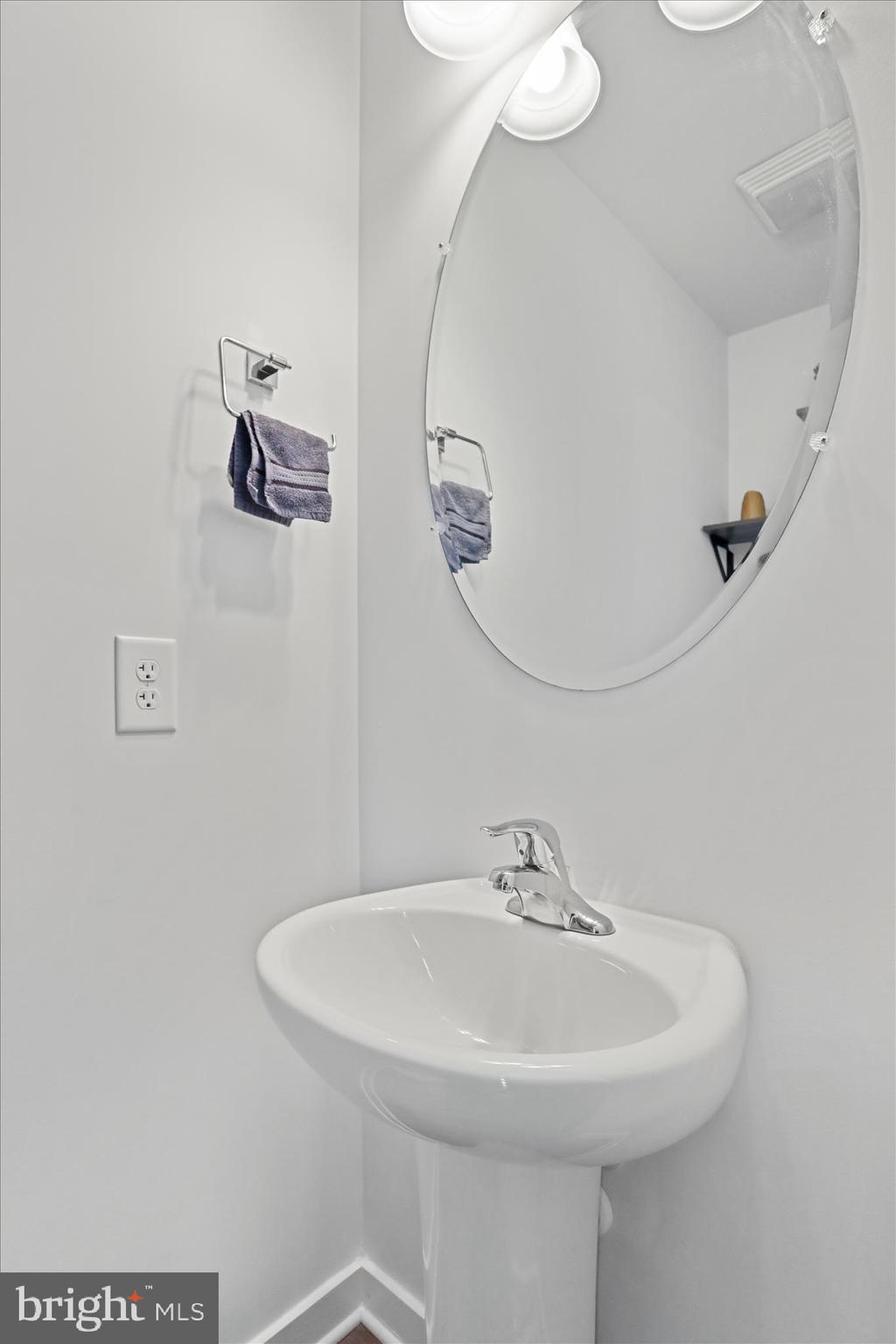 COMMUNITIES OF BURWELL - Residential Lease