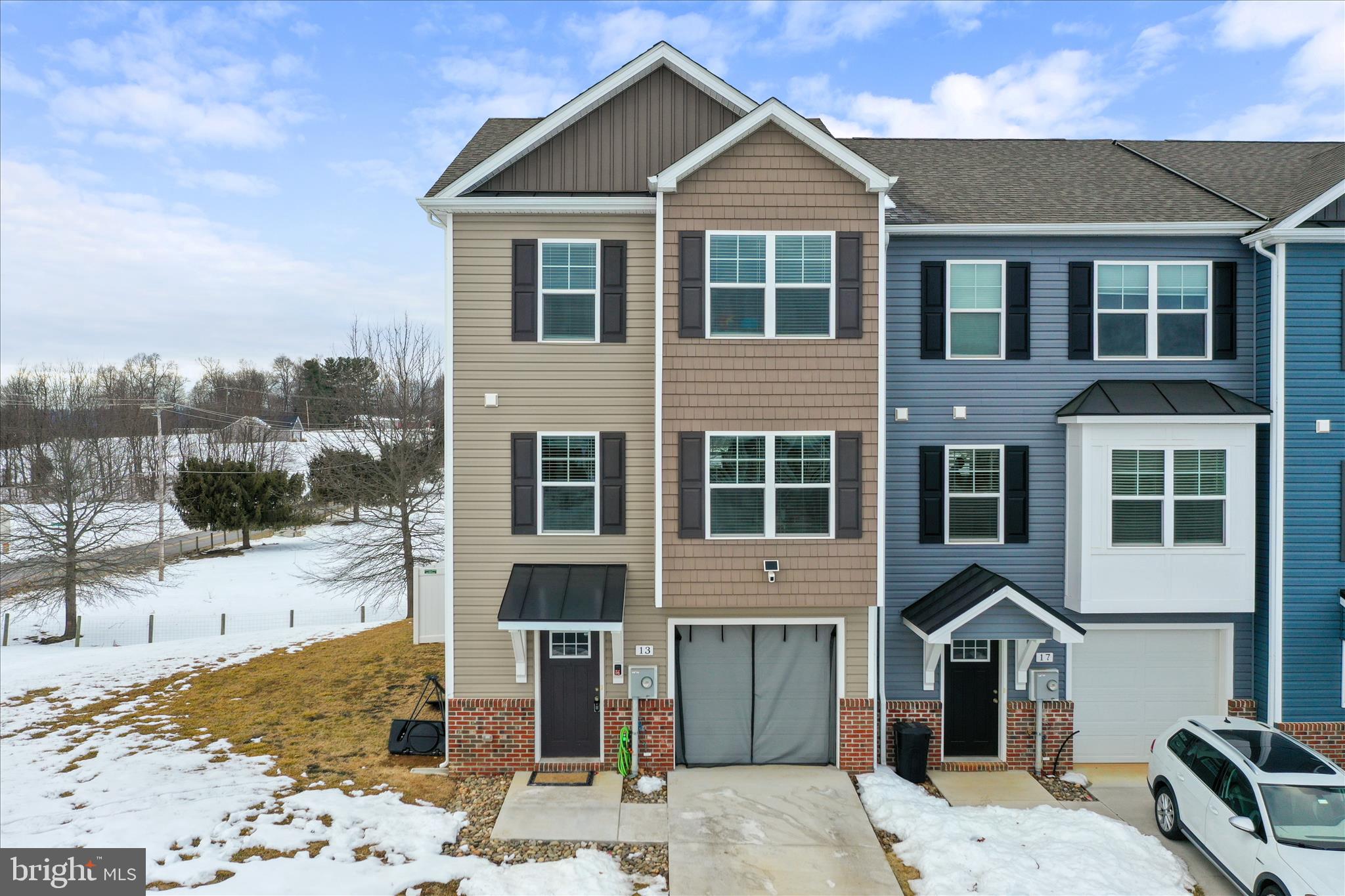 COMMUNITIES OF BURWELL - Residential Lease