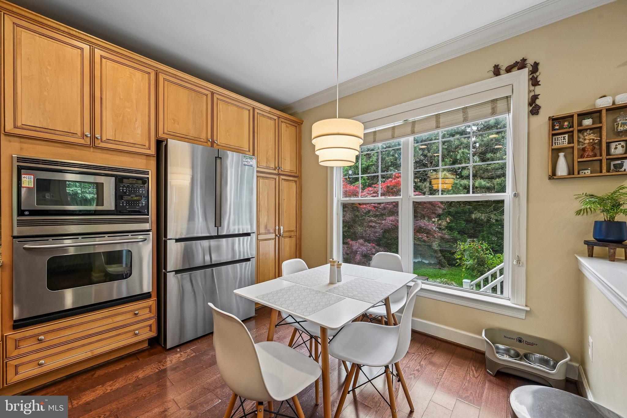 PARADISE VILLAGE - Residential