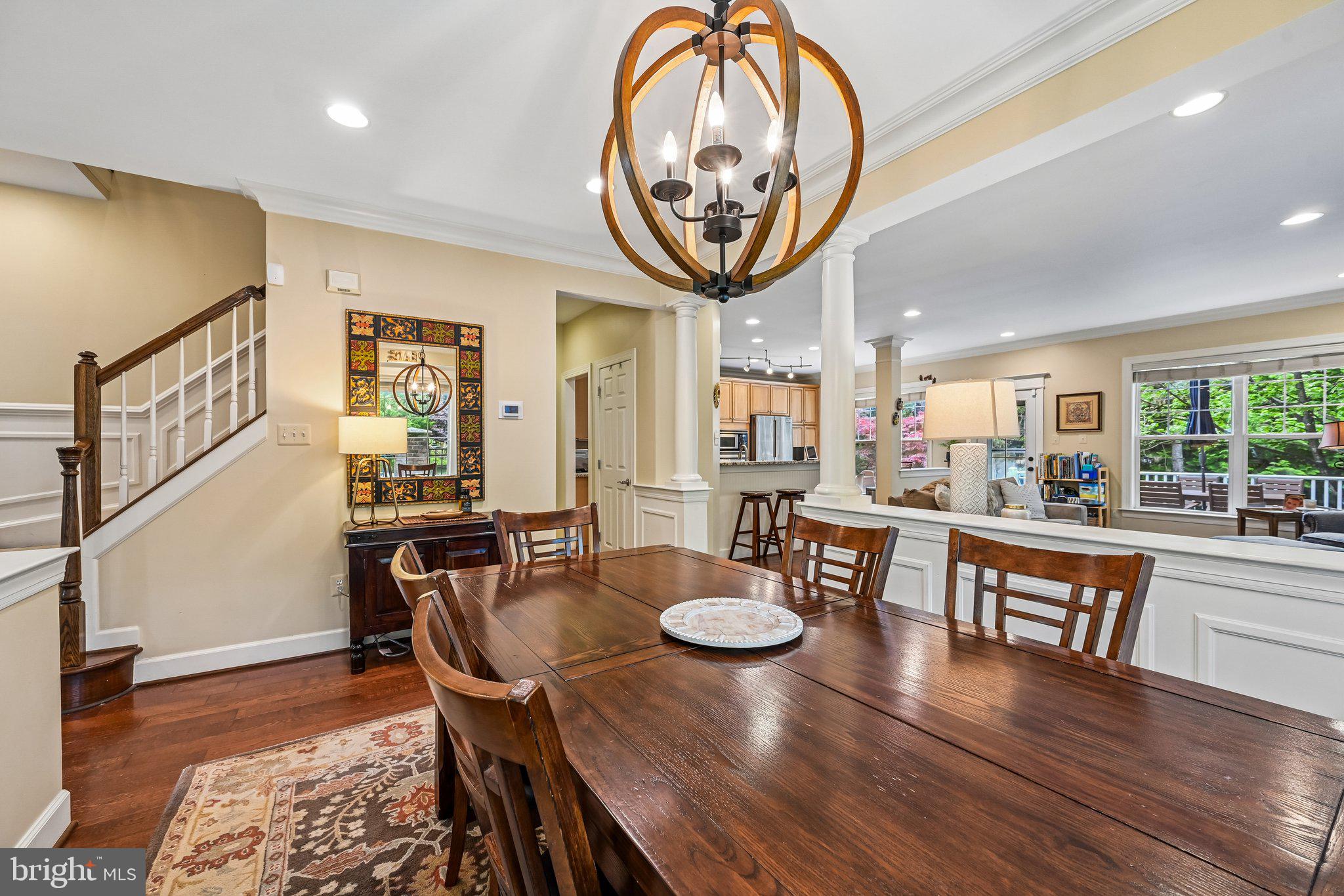 PARADISE VILLAGE - Residential