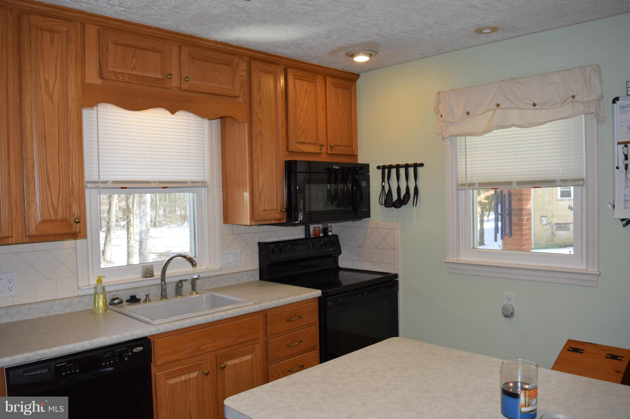 WARRLINDA VILLAGE SUB - Residential