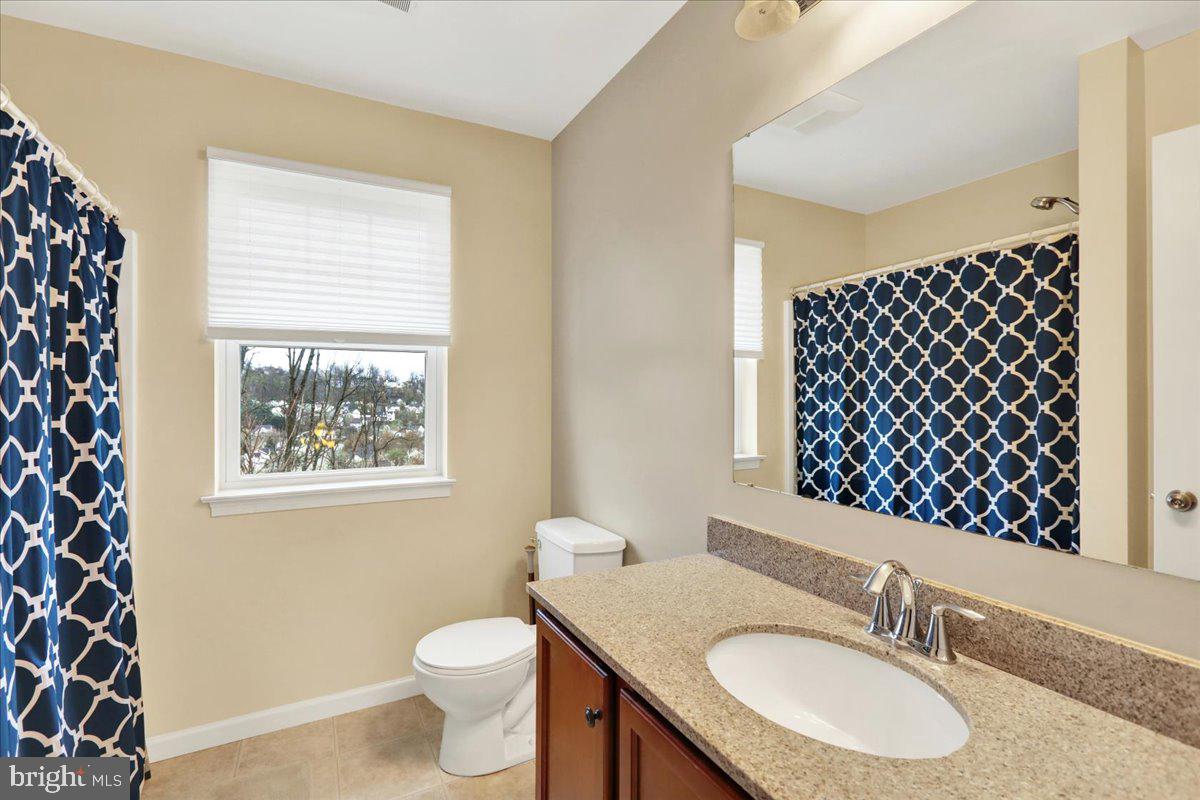 CHESTNUT HILL AT EX - Residential