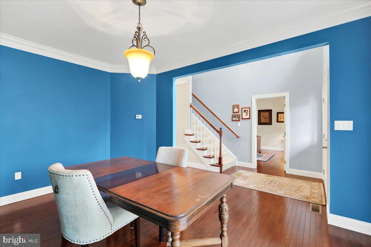 CHESTNUT HILL AT EX - Residential