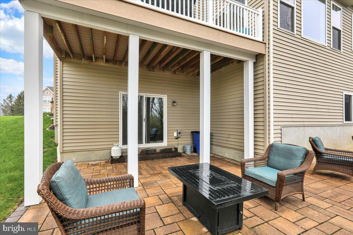 CHESTNUT HILL AT EX - Residential