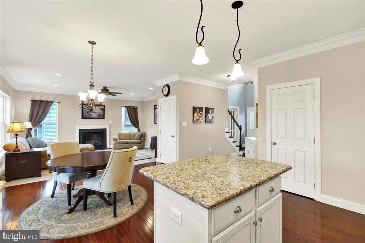 CHESTNUT HILL AT EX - Residential