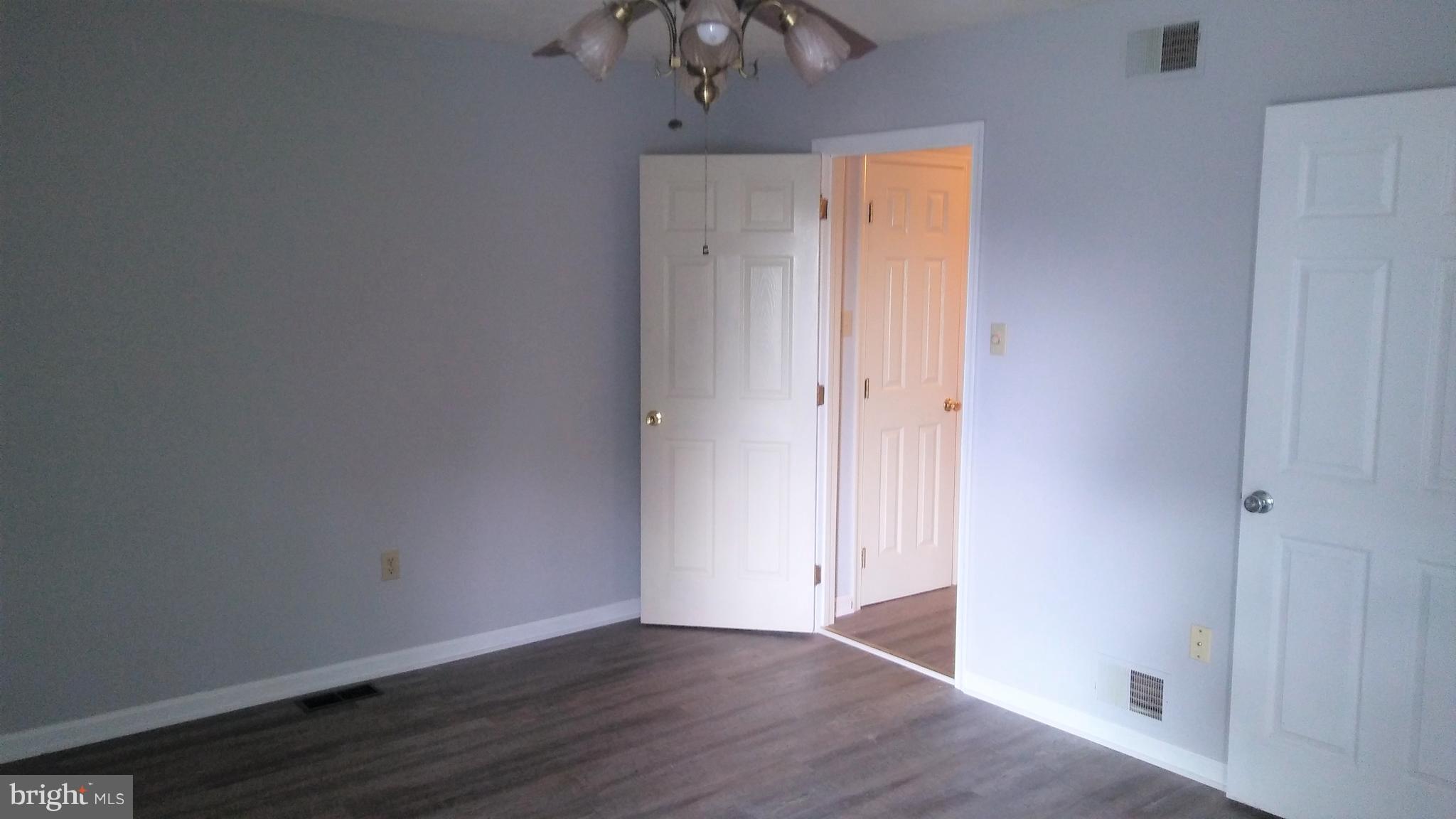 LAKE HOLIDAY ESTATES - Residential