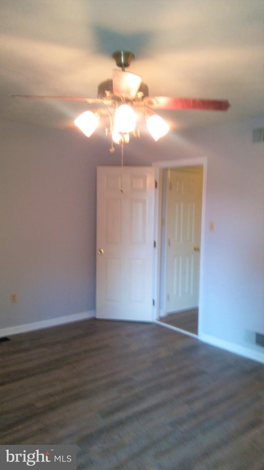 LAKE HOLIDAY ESTATES - Residential