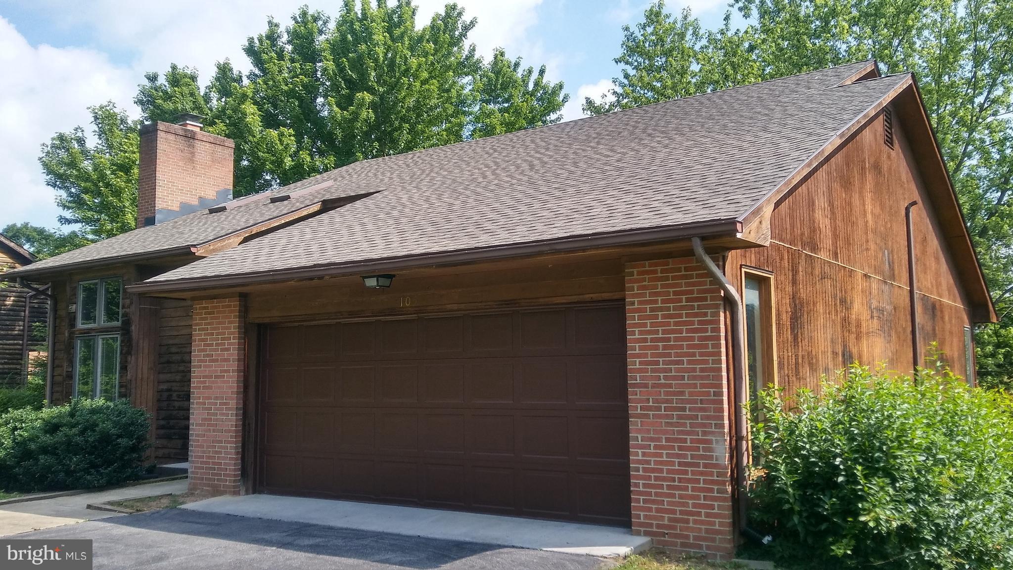 LAKE HOLIDAY ESTATES - Residential