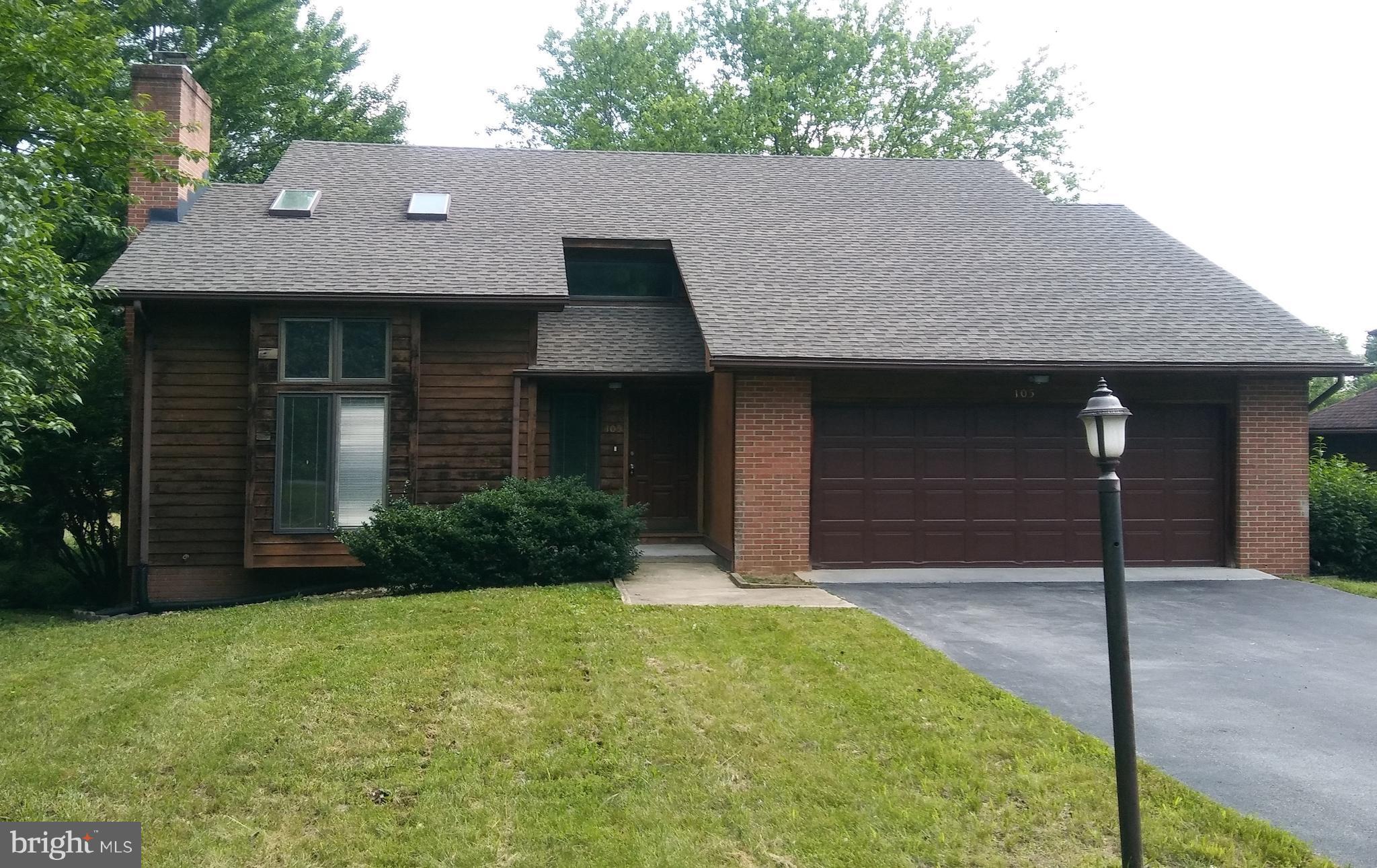 LAKE HOLIDAY ESTATES - Residential