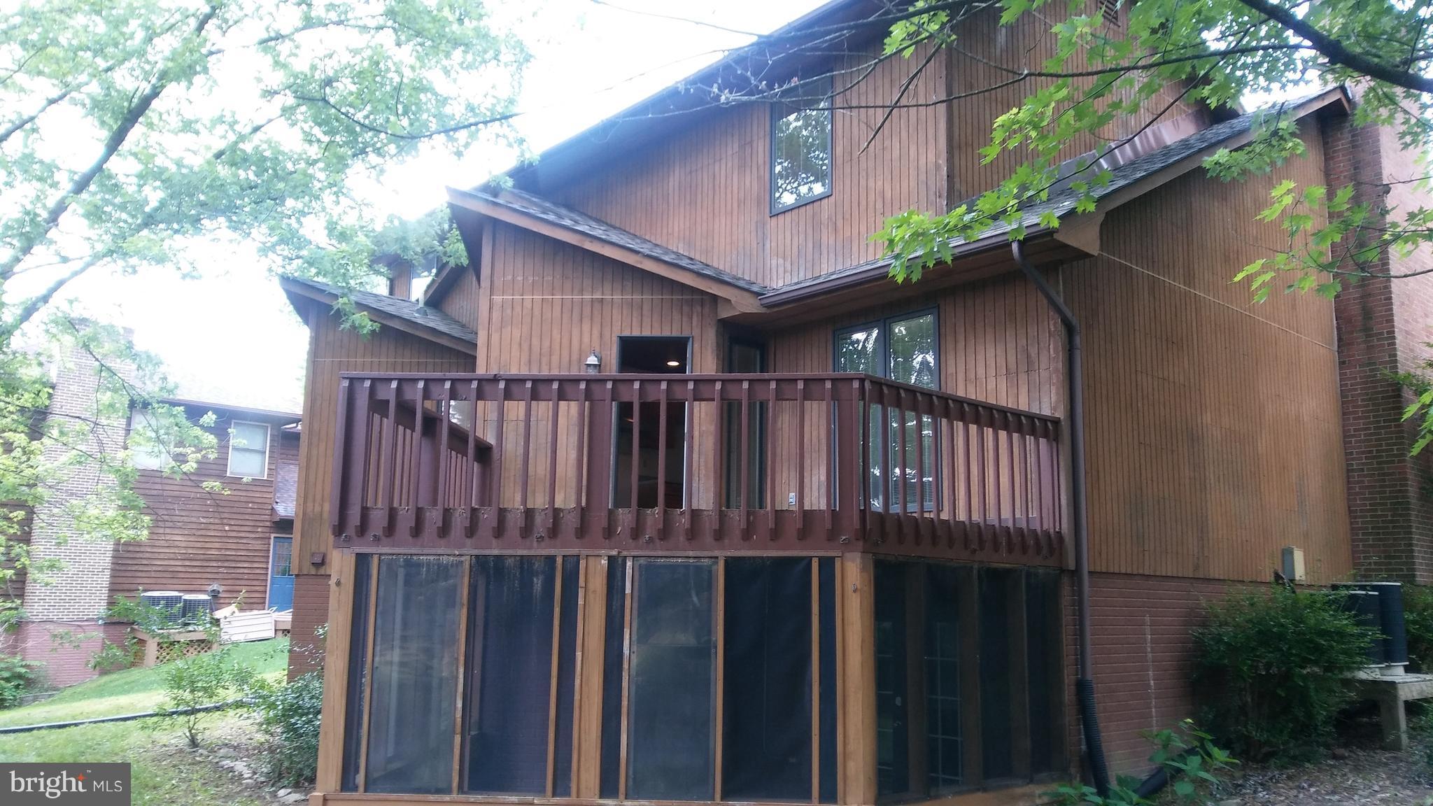 LAKE HOLIDAY ESTATES - Residential