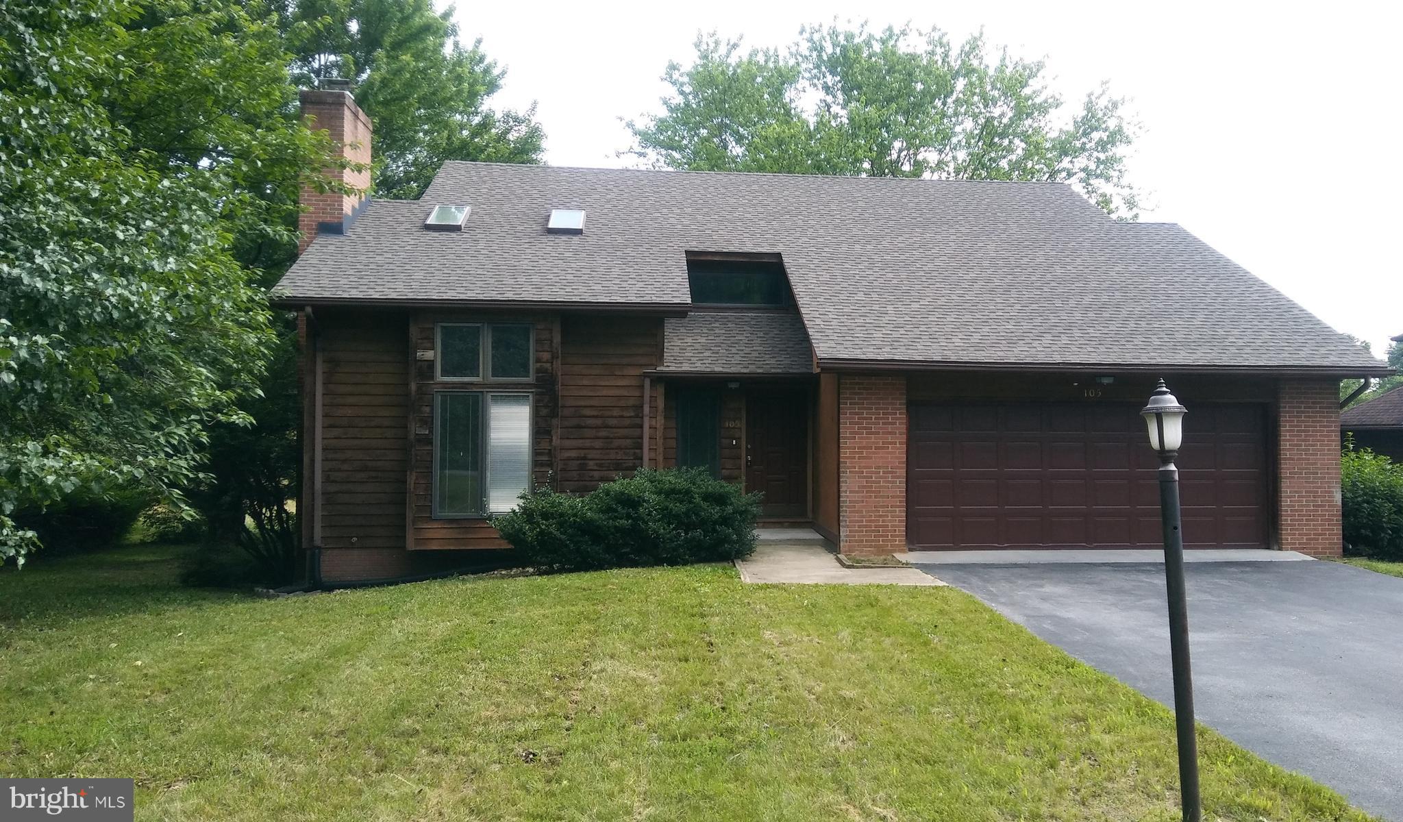 LAKE HOLIDAY ESTATES - Residential