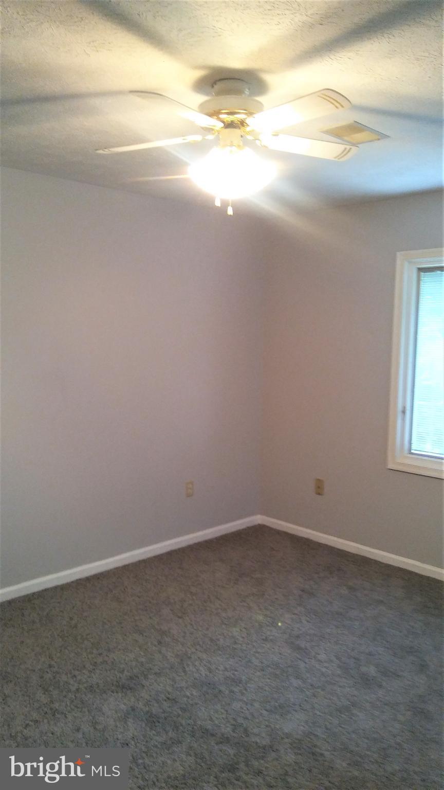 LAKE HOLIDAY ESTATES - Residential