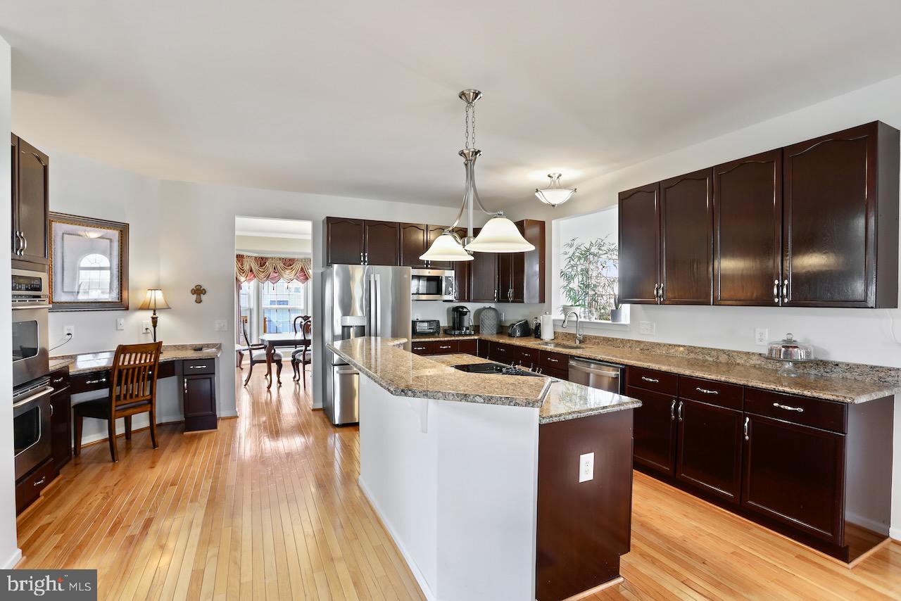 SPRUCE HILL ESTATES - Residential