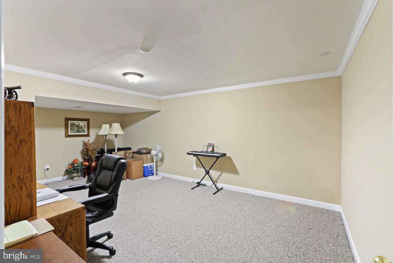 SPRUCE HILL ESTATES - Residential