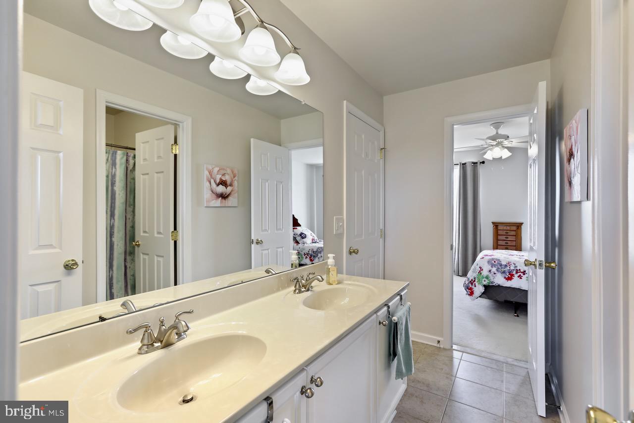 SPRUCE HILL ESTATES - Residential