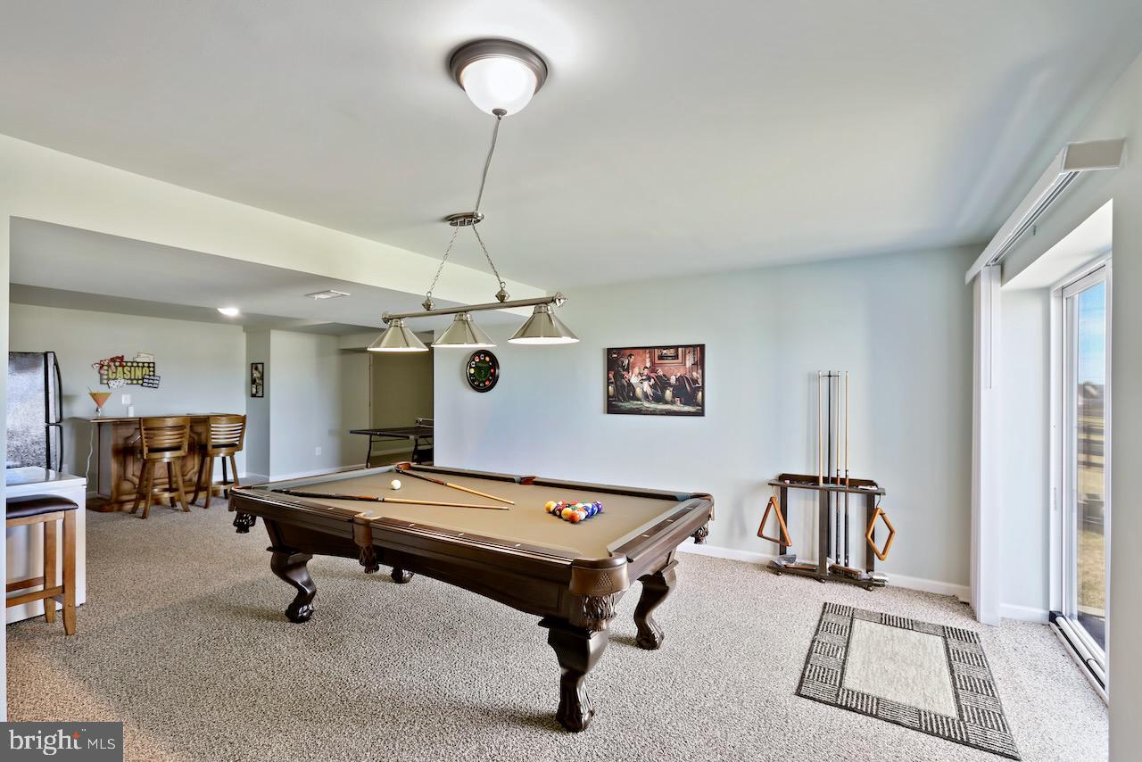 SPRUCE HILL ESTATES - Residential