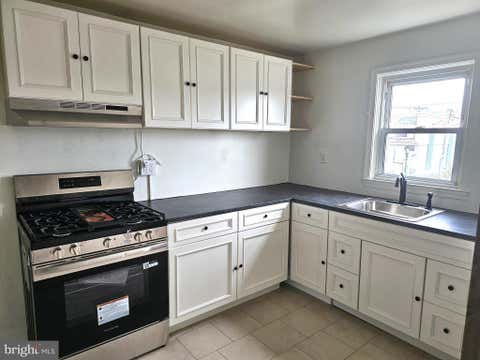 Townhouse For Sale - 2512 N Heald Street<br/> New Castle County, WILMINGTON, DE 19802