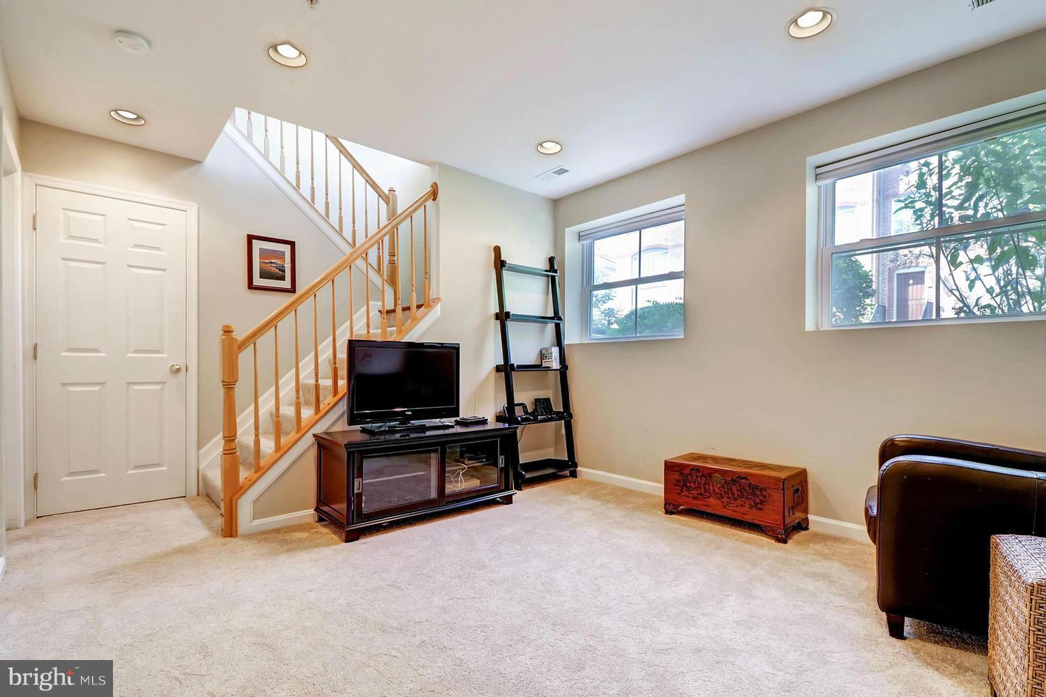 CLIPPER MILL - Residential