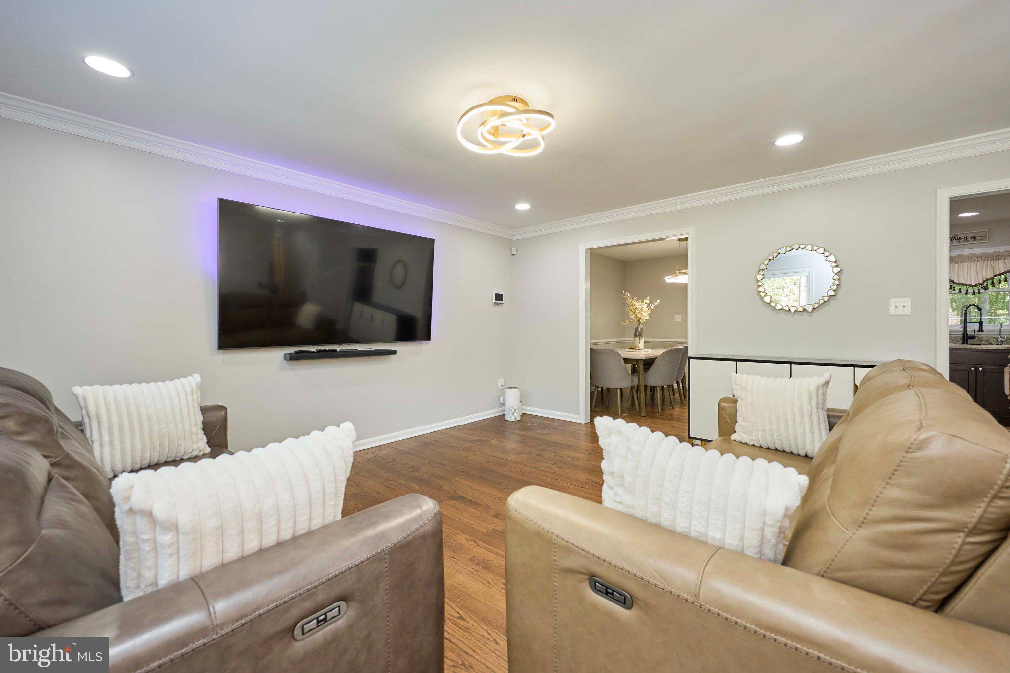 12427 WRIGHT WAY