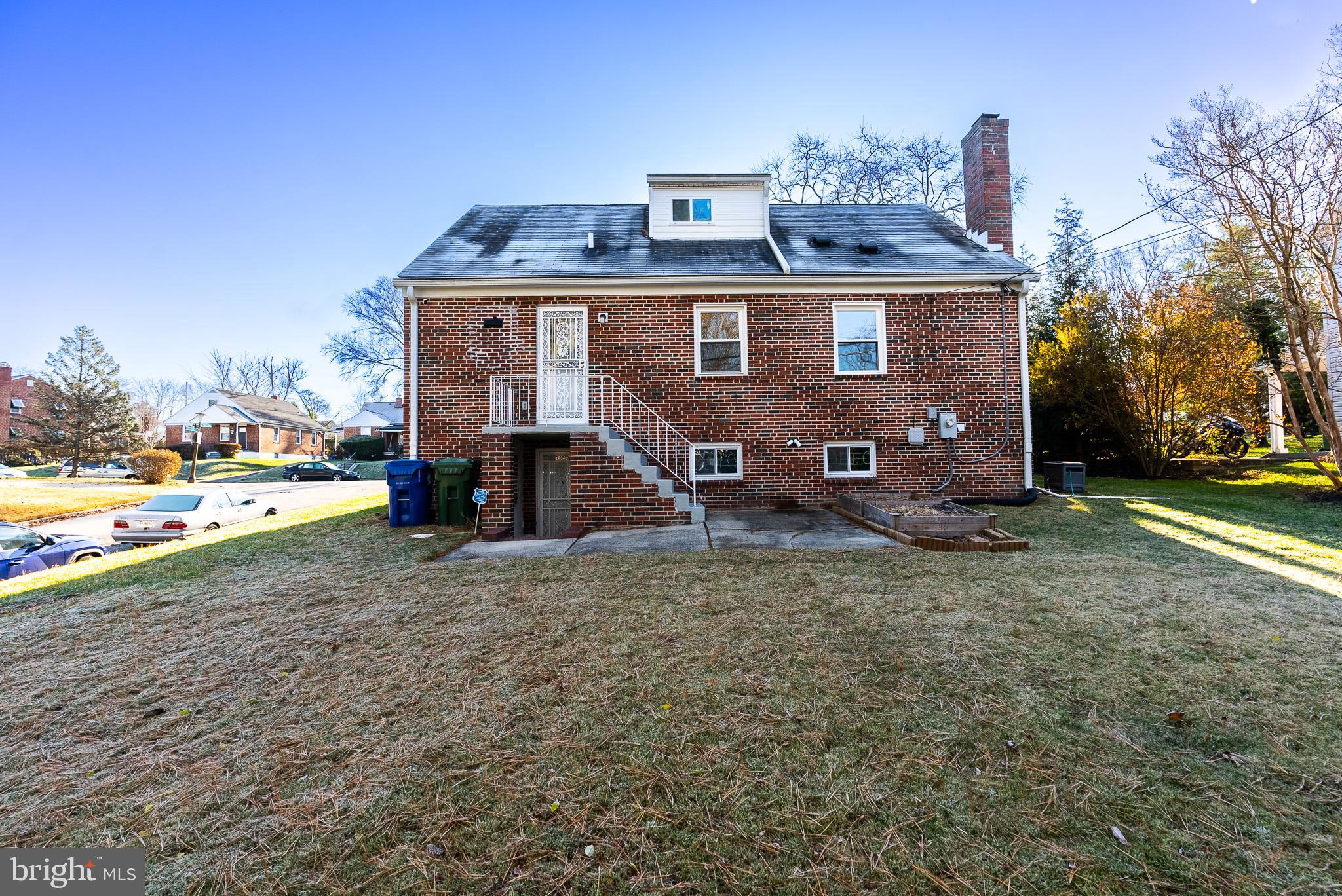 LAURAVILLE HISTORIC DISTRICT - Residential