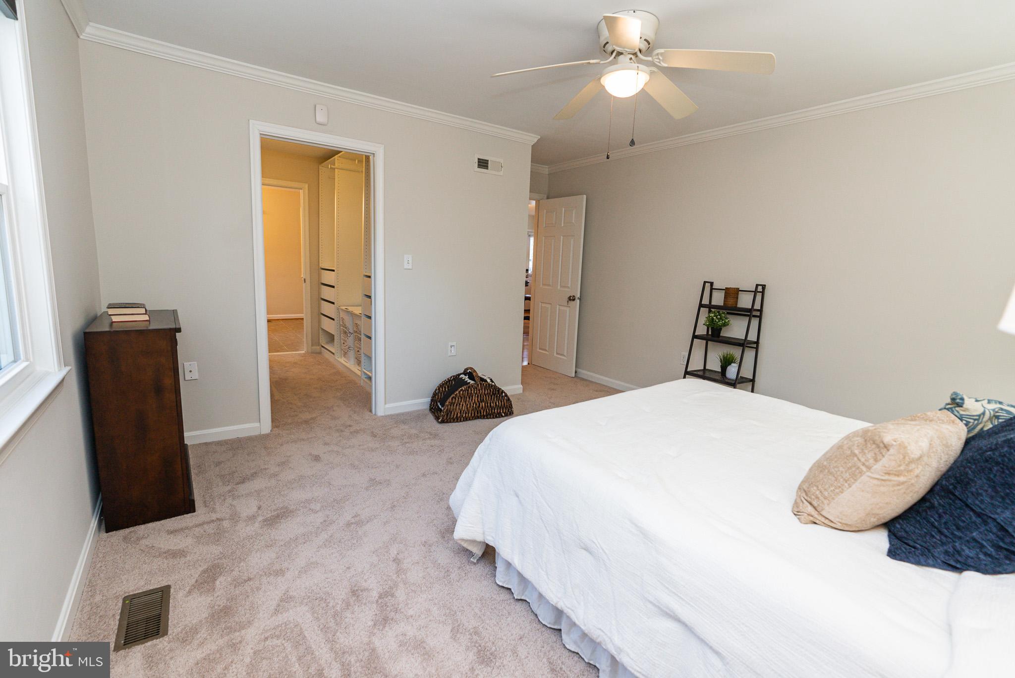 LAURAVILLE HISTORIC DISTRICT - Residential