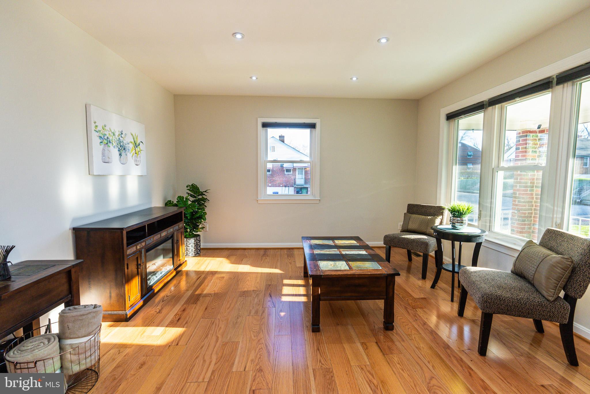 LAURAVILLE HISTORIC DISTRICT - Residential