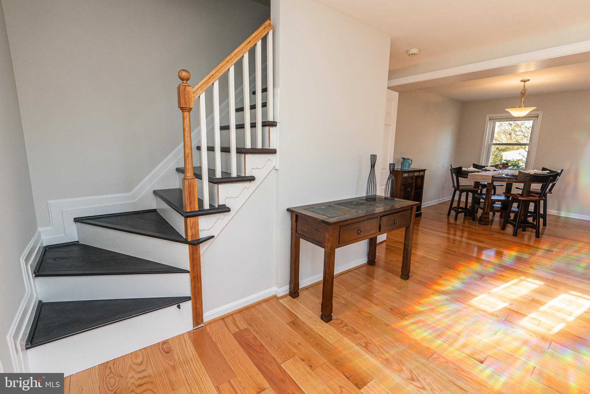 LAURAVILLE HISTORIC DISTRICT - Residential