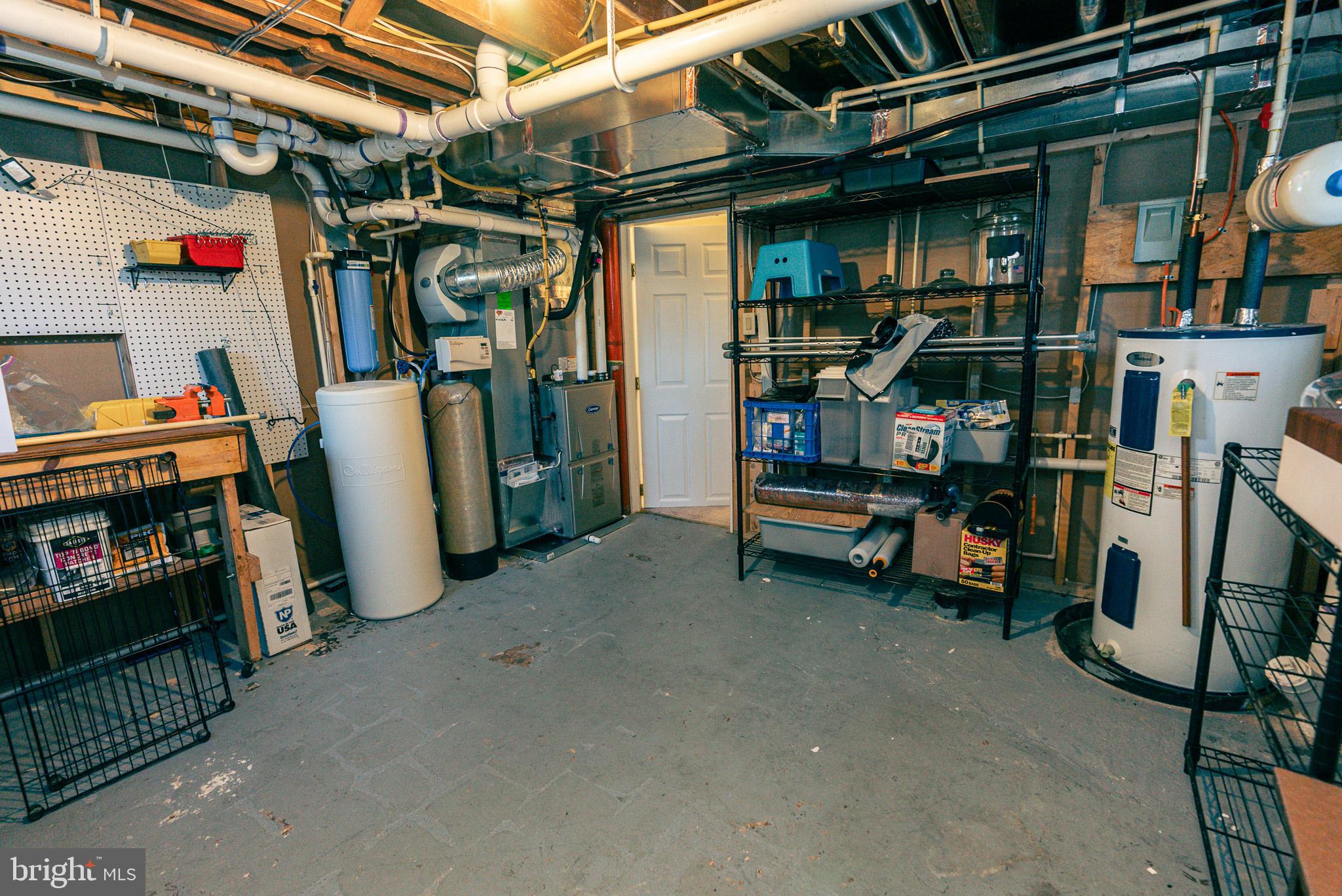 LAURAVILLE HISTORIC DISTRICT - Residential