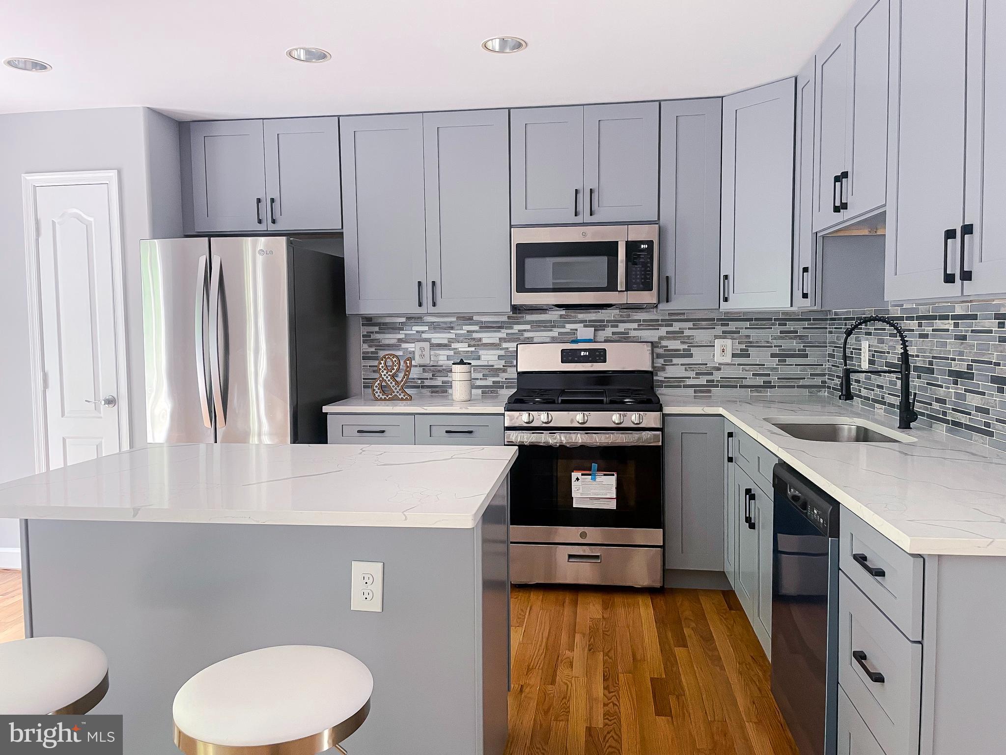 3901 KATHRYN JEAN COURT