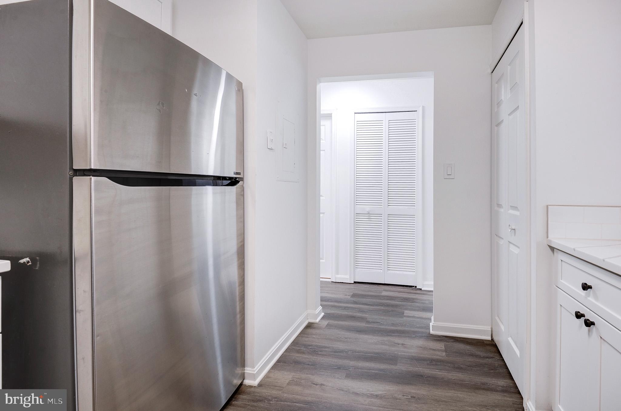 ASHBURN VILLAGE - Residential