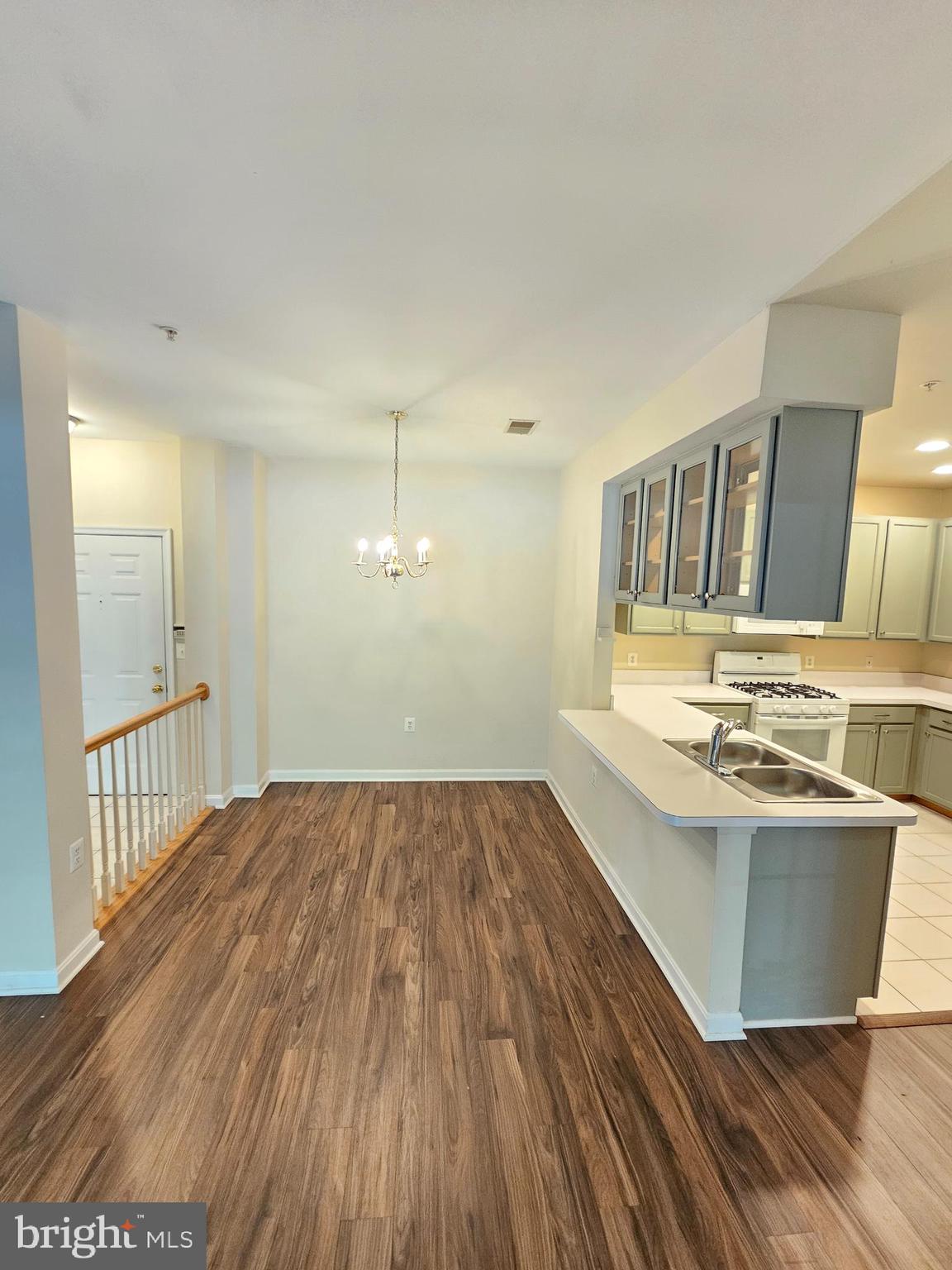 KING FARM - Residential Lease