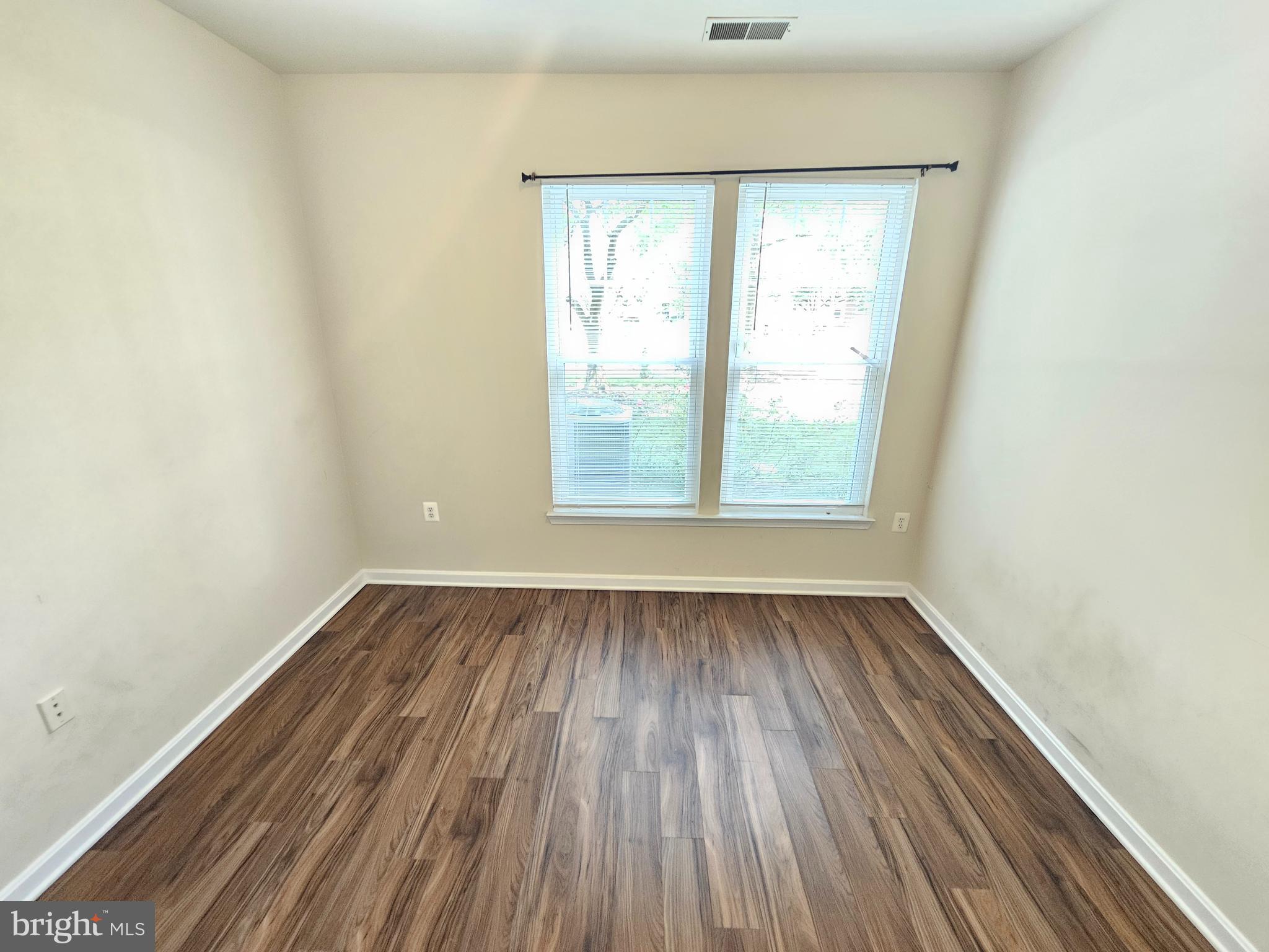 KING FARM - Residential Lease