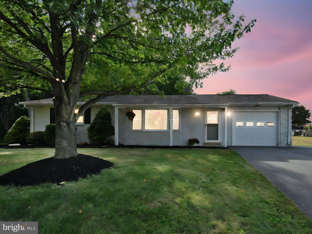 Photo of 369 Golf Road, MYERSTOWN, PA 17067 (MLS # PALN2022688)