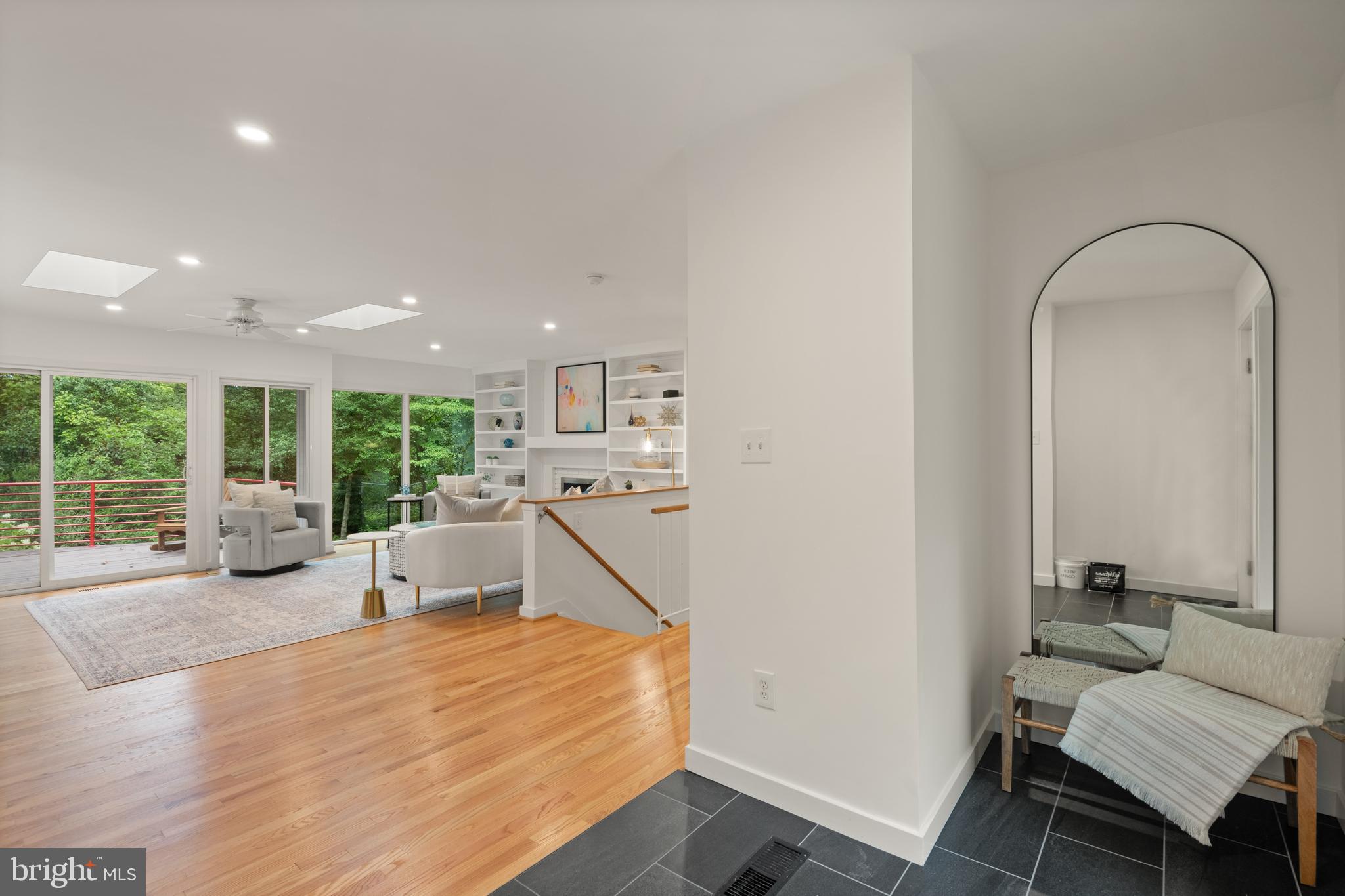 CARDEROCK SPRINGS - Residential