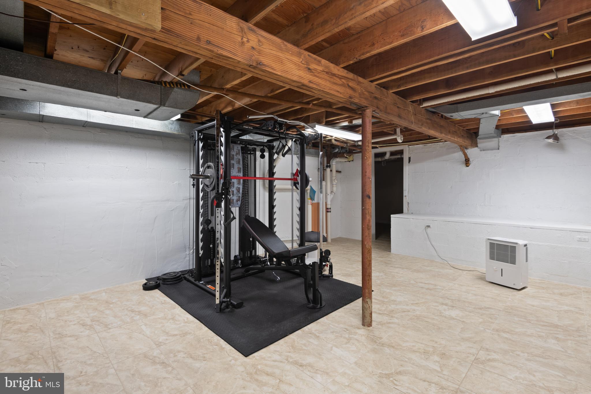 CARDEROCK SPRINGS - Residential