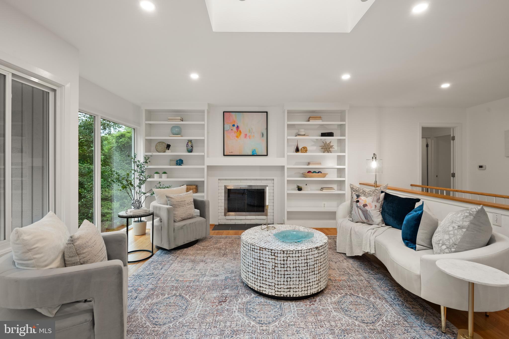 CARDEROCK SPRINGS - Residential