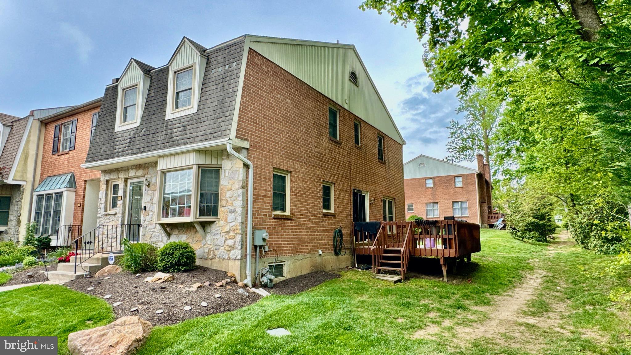 VILLAGE OF ROSE TR - Residential