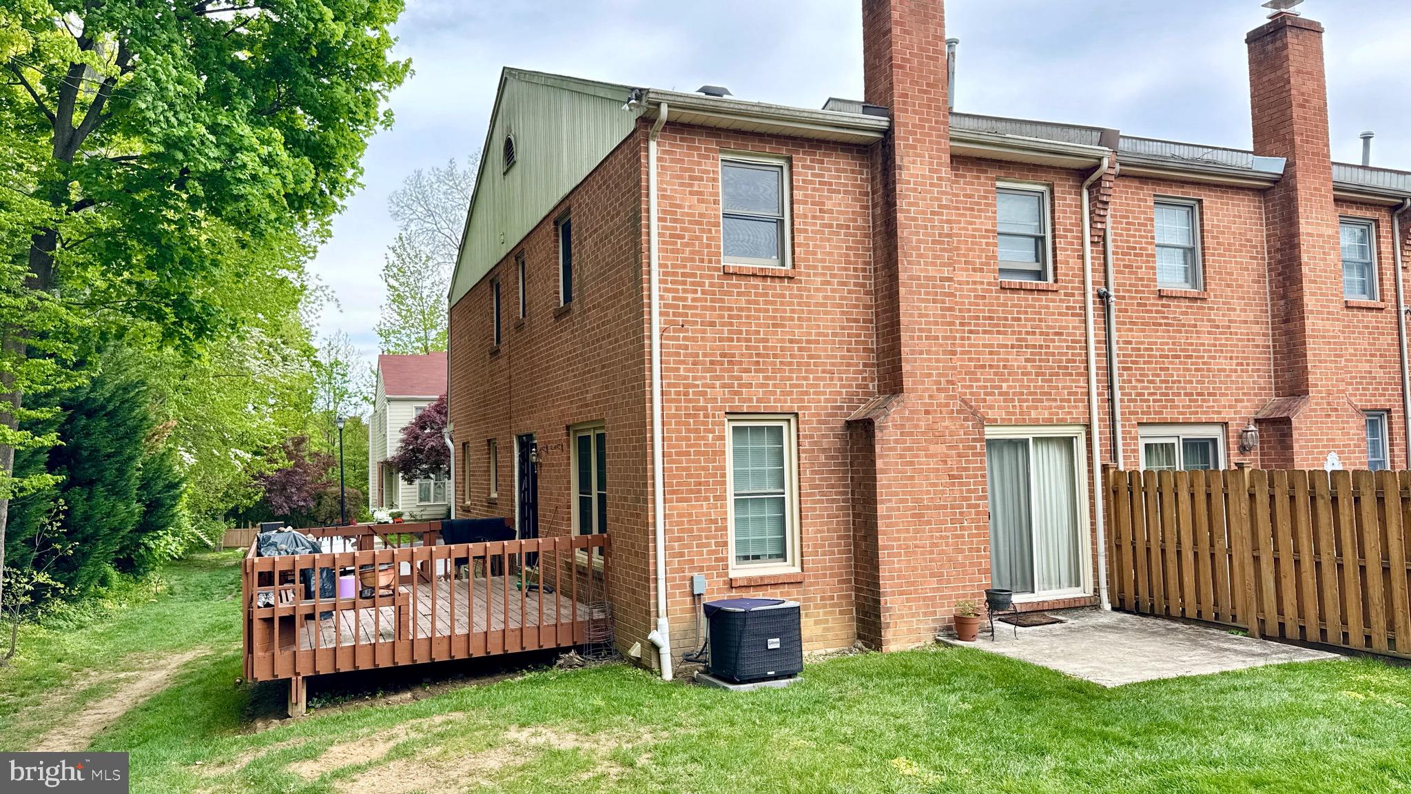 VILLAGE OF ROSE TR - Residential