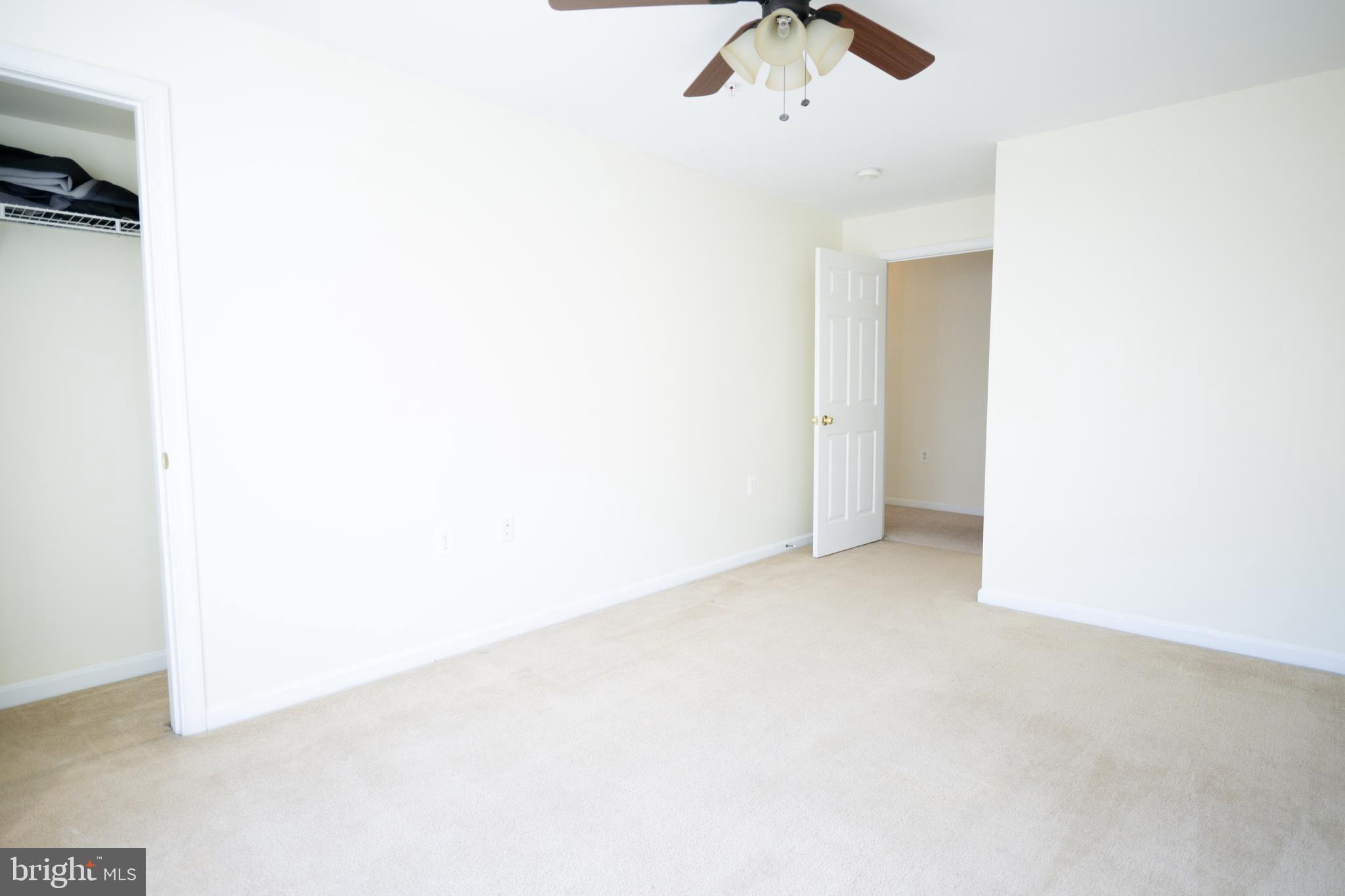 MARKET CENTER - Residential Lease