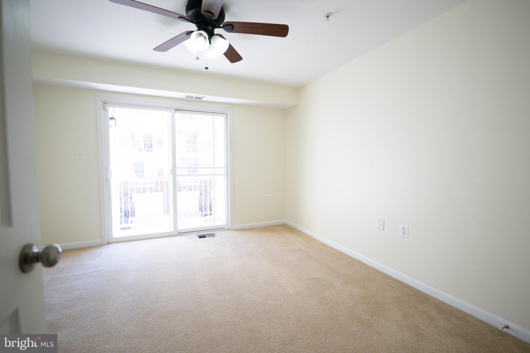 MARKET CENTER - Residential Lease