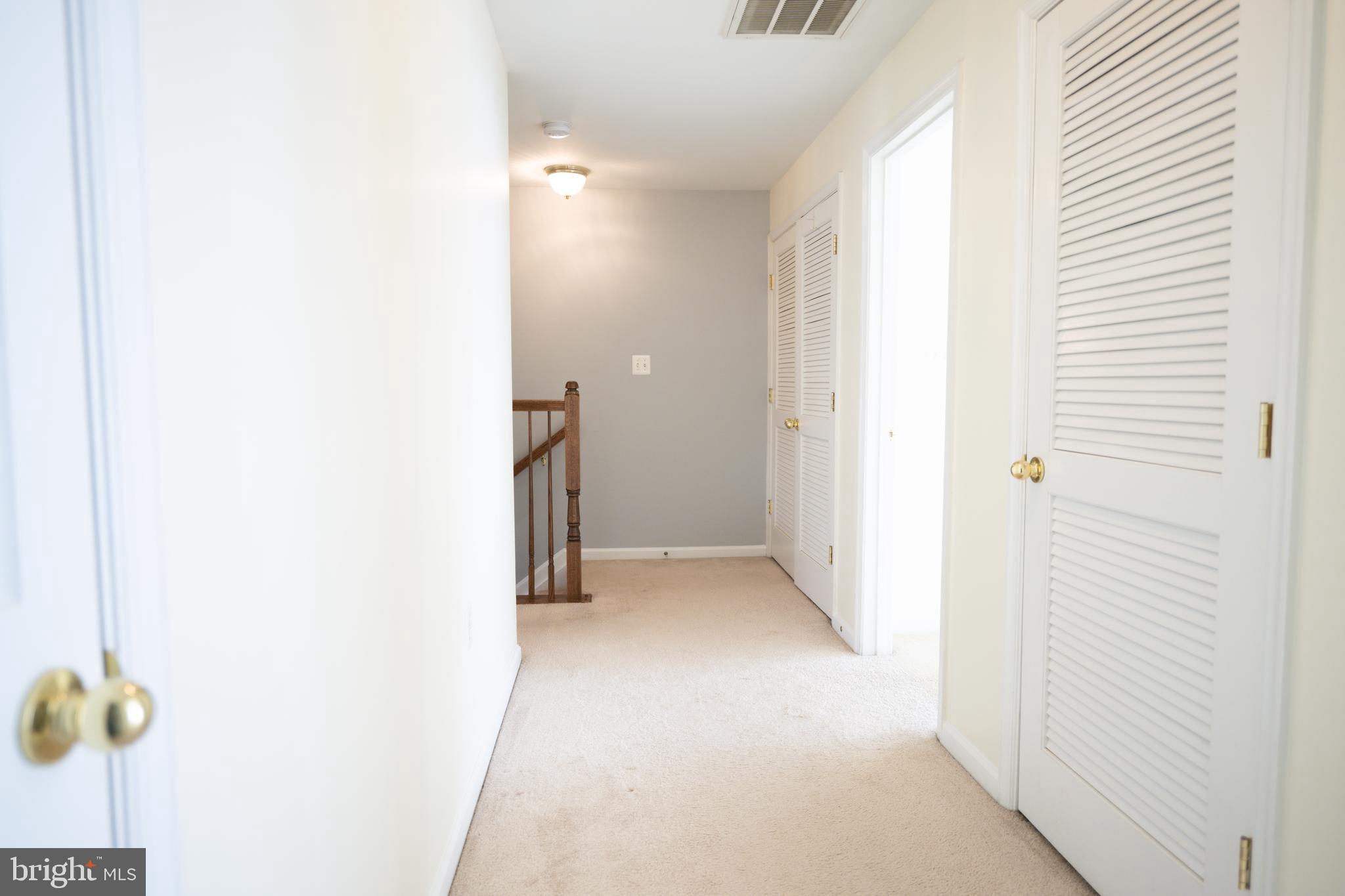 MARKET CENTER - Residential Lease